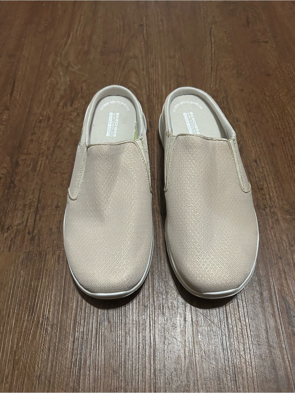 Skechers Slip-On Canvas Mule Sneakers in Off-White